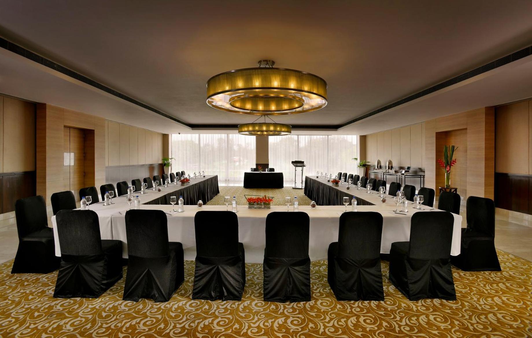 Four Points By Sheraton New Delhi, Airport Highway Zewnętrze zdjęcie
