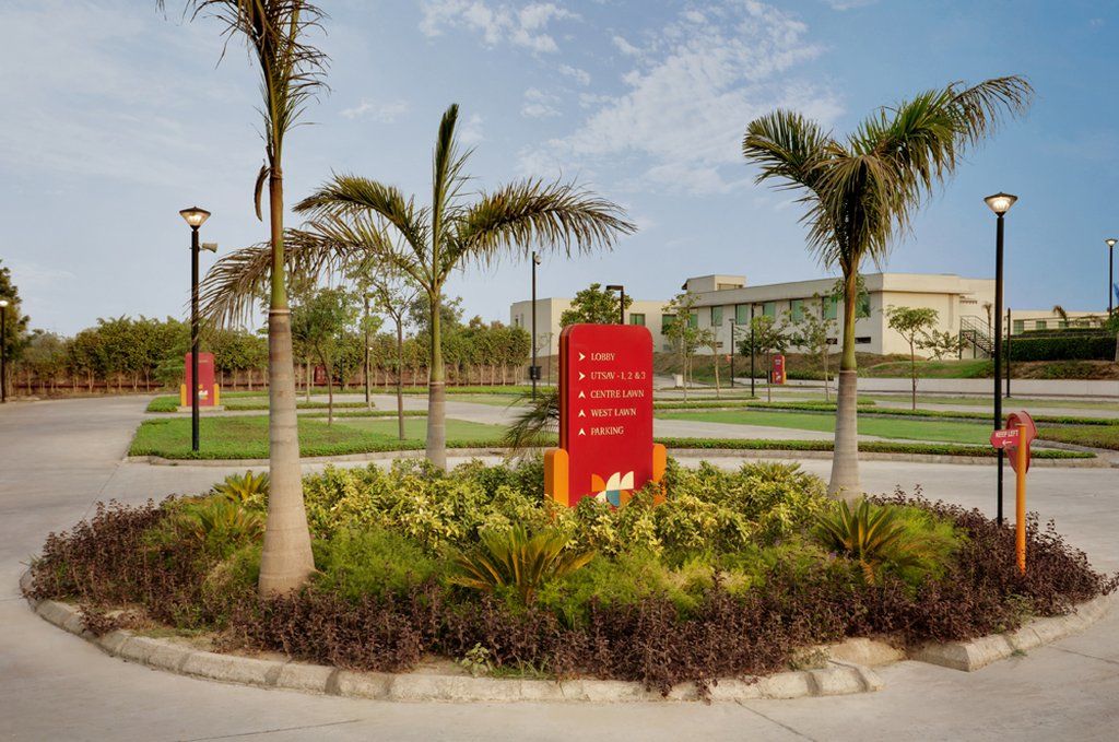 Four Points By Sheraton New Delhi, Airport Highway Zewnętrze zdjęcie